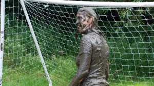 the-muddiest-goalkeeper-of-them-all-hd_2