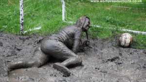 the-muddiest-goalkeeper-of-them-all-hd_2