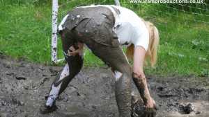 the-muddiest-goalkeeper-of-them-all-hd_7